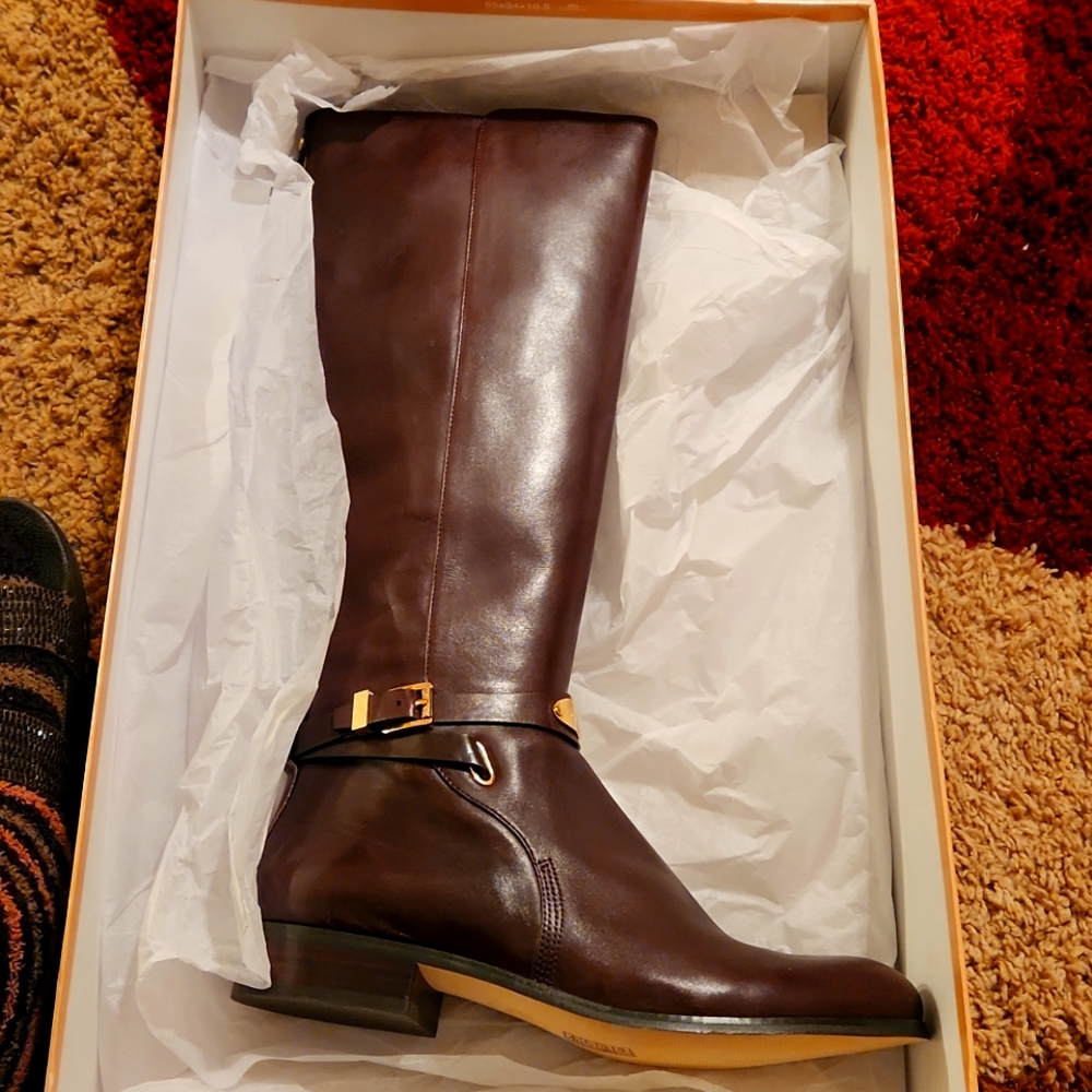 Michael Kors  brand new dk chocolate leather  boots
